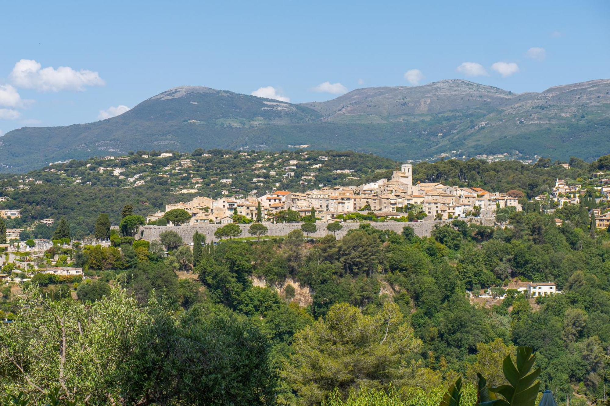 Les Yuccas -Maison Neuve Avec Un Jardin A Saint Paul De Vence Экстерьер фото